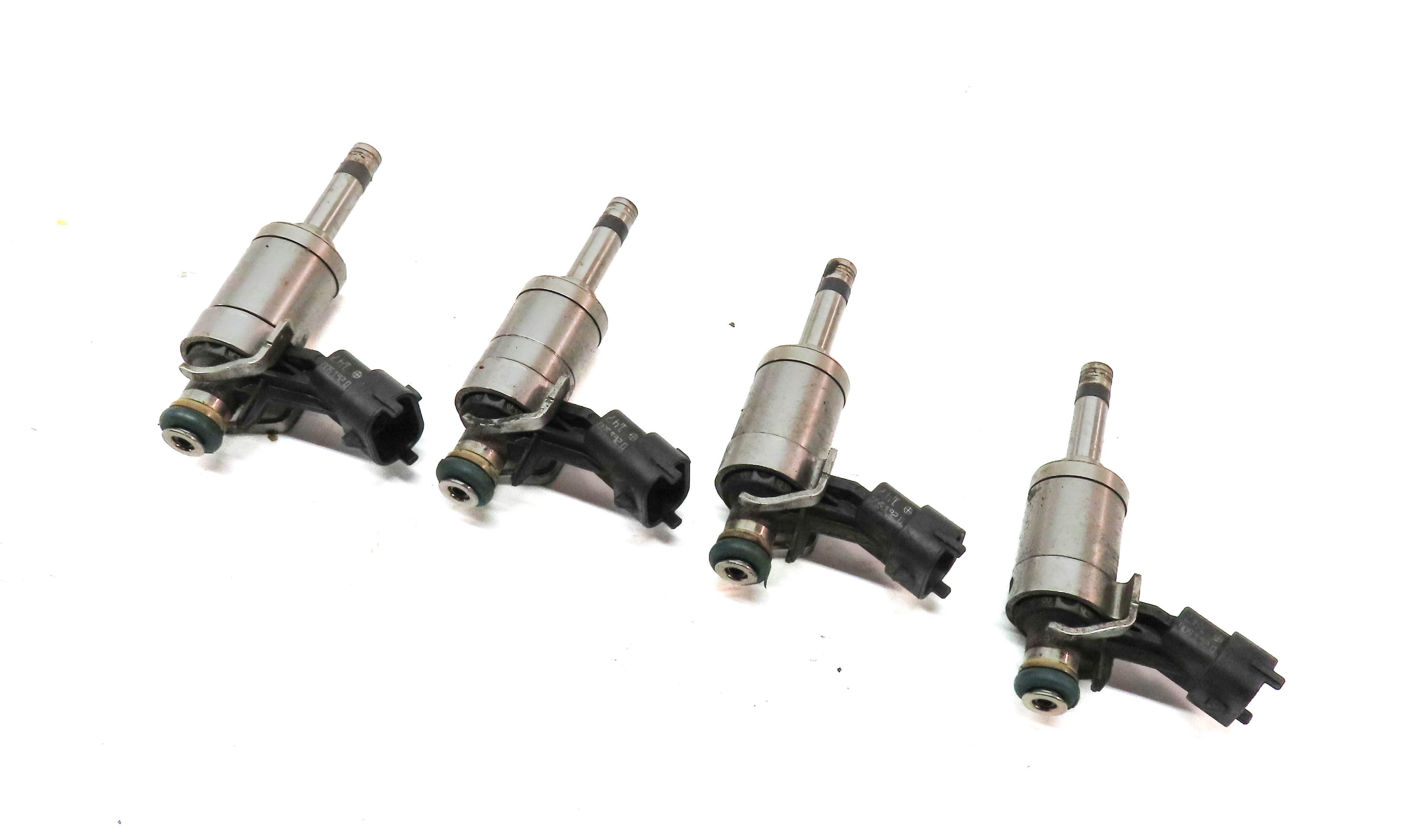 12-17 LR2 DISCOVERY SPORT RANGE ROVER EVOQUE (L538 L550) 2.0L FUEL INJECTOR SET4 — exact item pictured